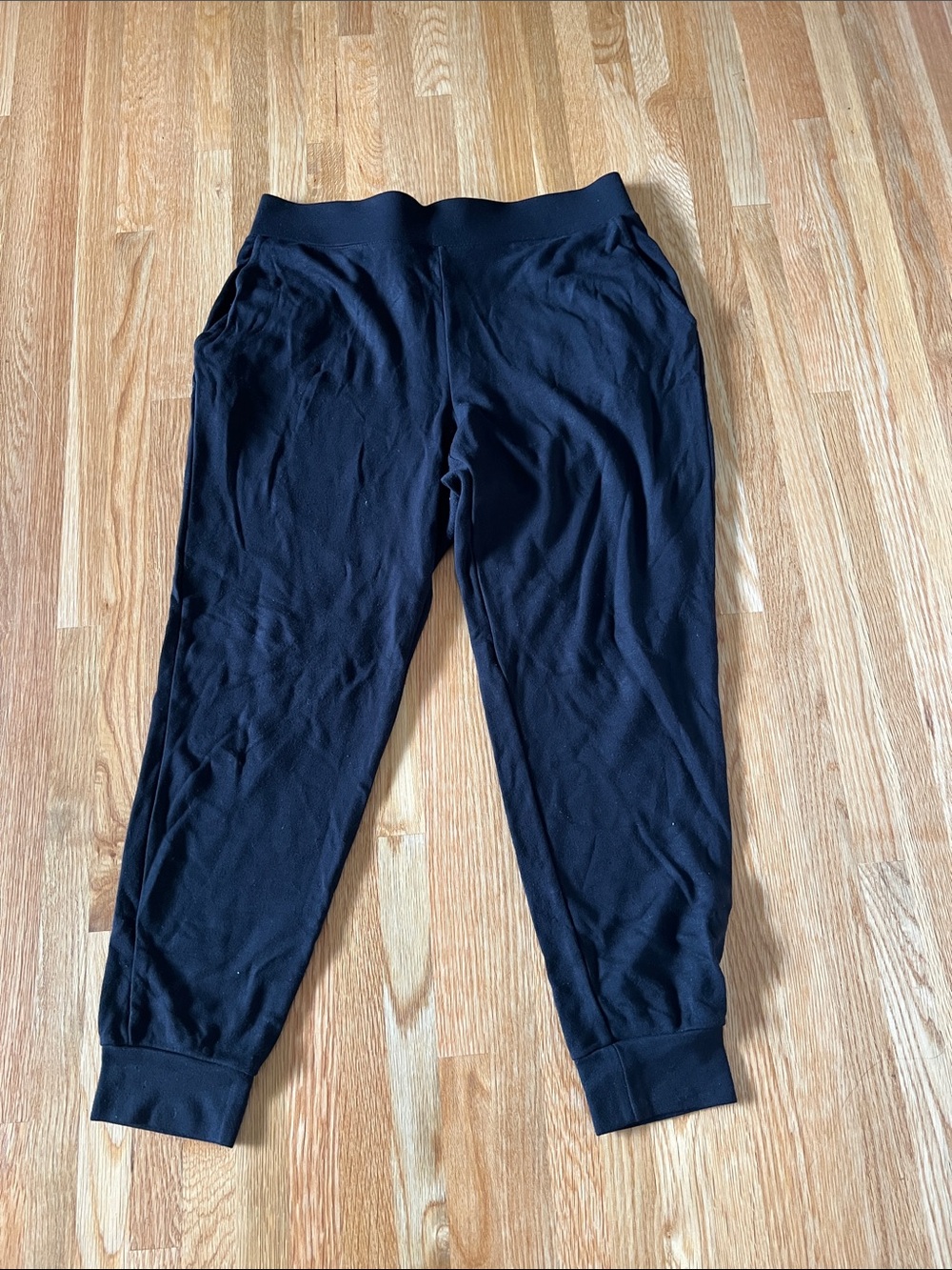 Matty M Black Women's Jogger Pants with Cuffed Ankles. Size Medium.